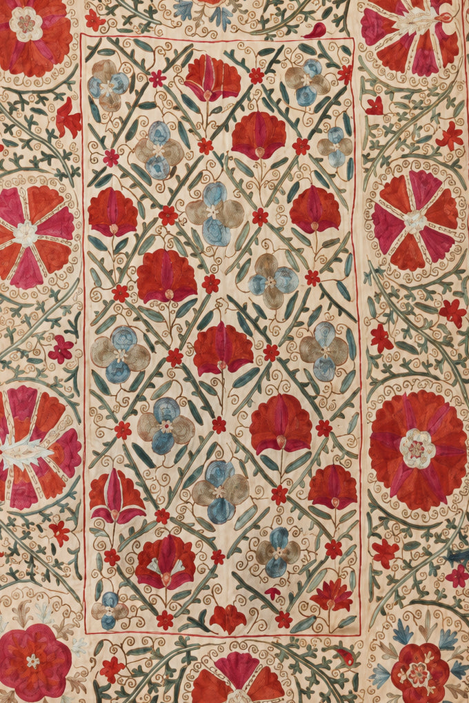 Antique Silk Suzani Embroidery Bukhara  Late 19e century